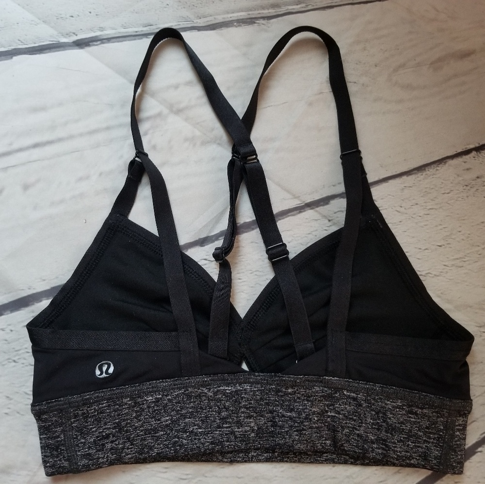 Lululemon if you're lucky sports bra sz 4 - Picture 2 of 2